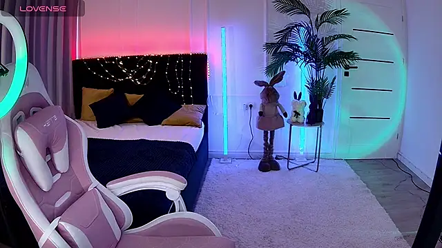 Ariella_Me Adlı Modelin Canlı XXX Sohbeti