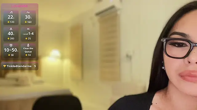 Živý XXX chat callMeMartina_Lyn