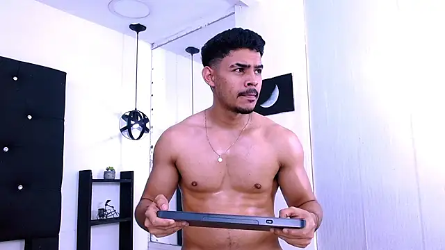 XXX chat uživo modela Dannesh_