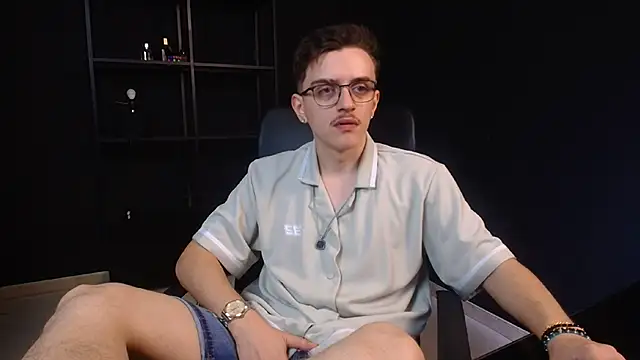Czat XXX na żywo – FelixStarkk