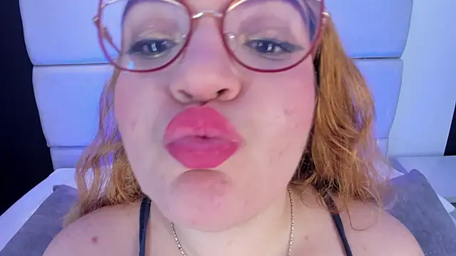 IrinnaShidou_'s Live XXX Chat