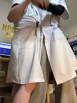 Show de secretly_masturbating na webcam