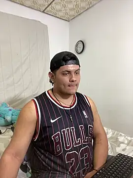boy_jasson Adlı Modelin Canlı XXX Sohbeti