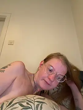 jannis1992 Adlı Modelin Canlı XXX Sohbeti