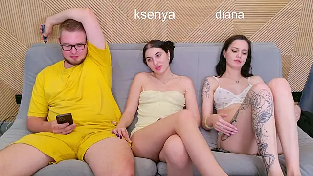 Ksenny Adlı Modelin Canlı XXX Sohbeti