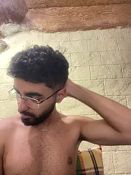 Arabic_male07 Obrolan Langsung XXX