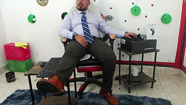 KalethBigDick 라이브 XXX 채팅