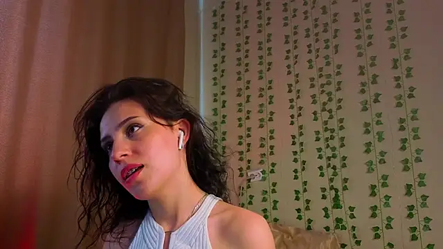 Chatroom XXX en direct de Forever_Smiler
