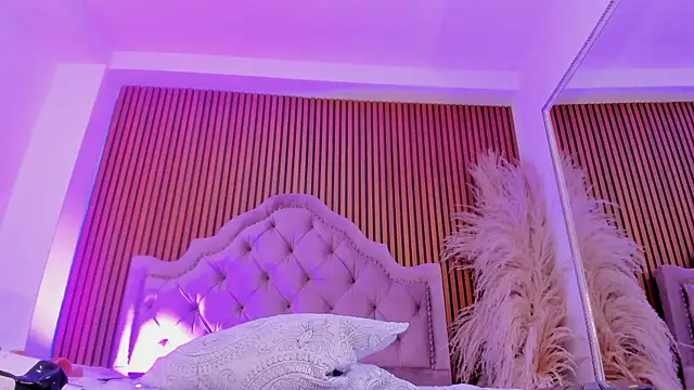 MelodyBlissのライブXXXチャット