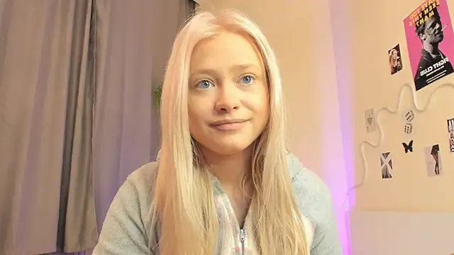 MidnightPoise live XXX chat