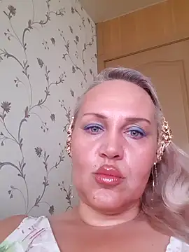 צ'אט XXX בשידור חי של IsabellaBoni