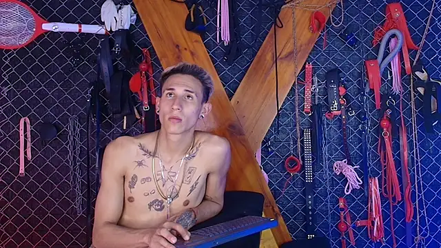 צ'אט XXX בשידור חי של Luciifer_BDSM_