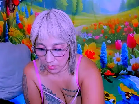 Živý XXX chat indianroxy