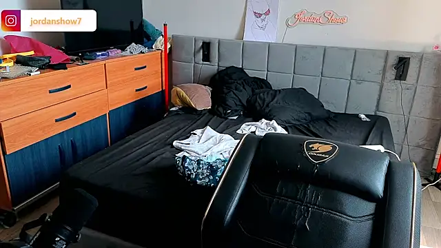 XXX chat uživo modela JordanShow