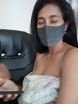 Softheart-97 লাইভ XXX চ্যাট