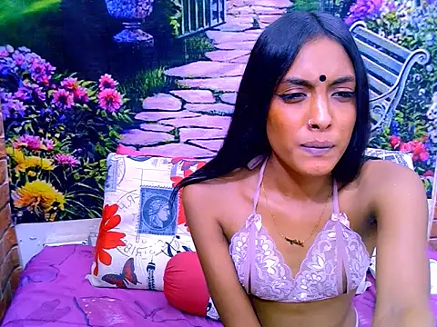 IndianPretty14u2Luv – Live XXX-chat