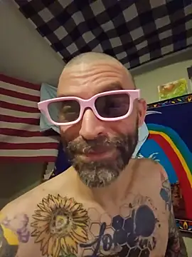 XXX chat uživo modela ThickCutValleyMan