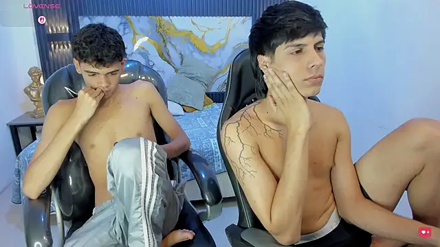 Estiv18_ Live XXX-Chat