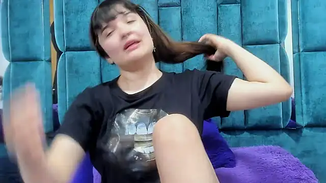 ARTEMISAKIM live XXX chat