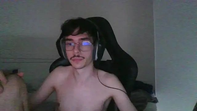 Chat XXX en directo de gabrielNovin17cm