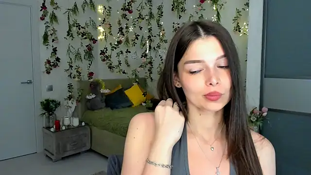 ContinentOfTranquility Chat XXX live