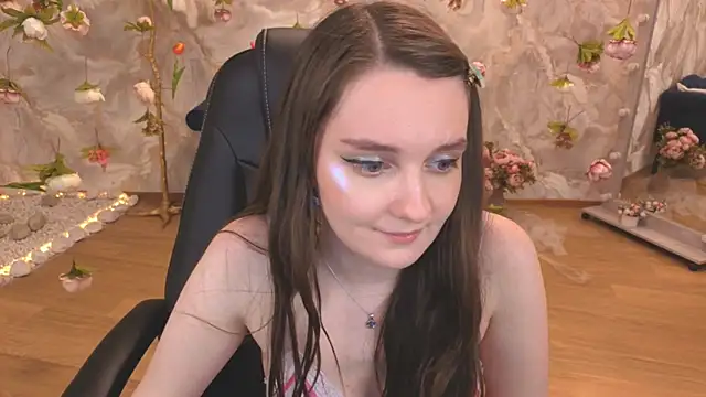 XXX chat uživo modela CloudGrace
