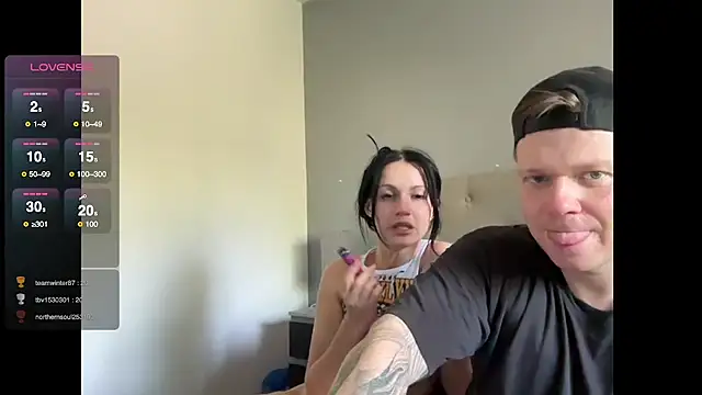 Czat XXX na żywo – monster_d_2025