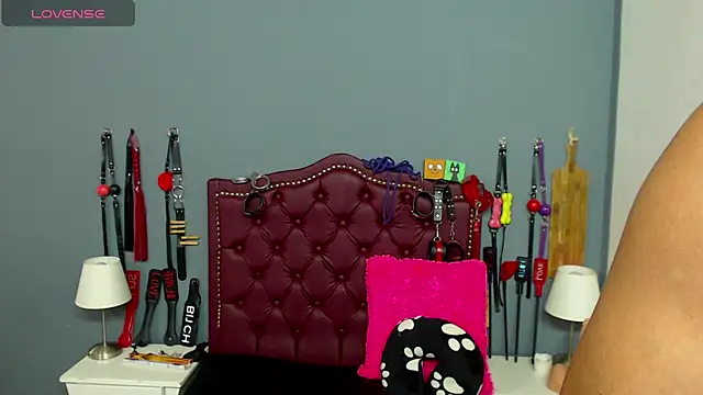 XXX chat uživo modela williamshops_X