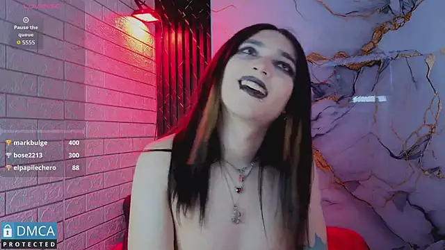 MaeveKuro Chat XXX live