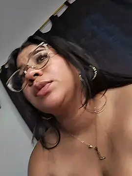 Chat XXX en directo de Yelly