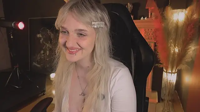 Chatroom XXX en direct de ELLIEJAY