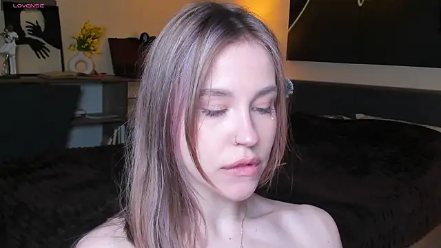 MaliaBourraine's Live XXX Chat