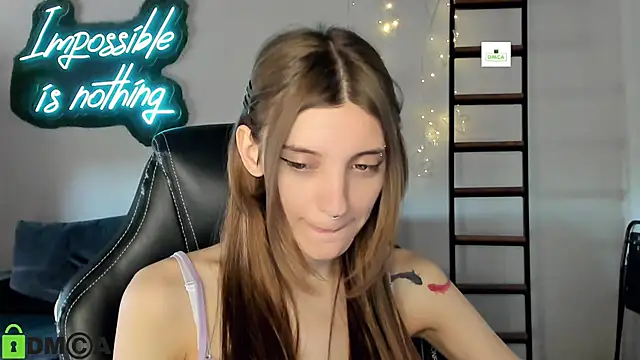 CherryBloom777's Live XXX Chat