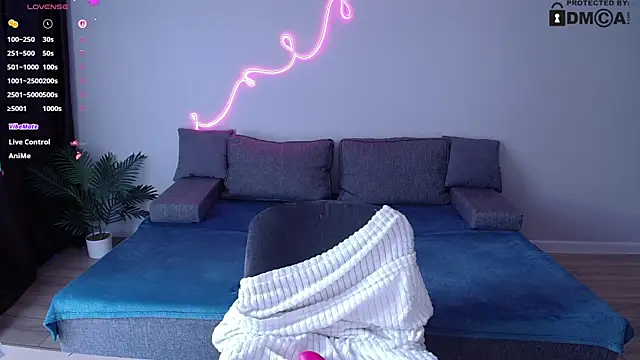 Chatroom XXX en direct de Helen_Moore