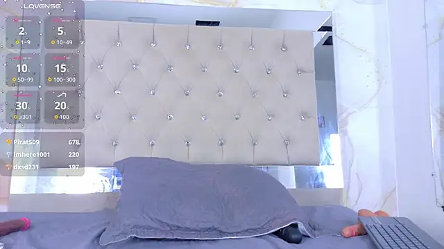 Luna_Tylor live XXX chat