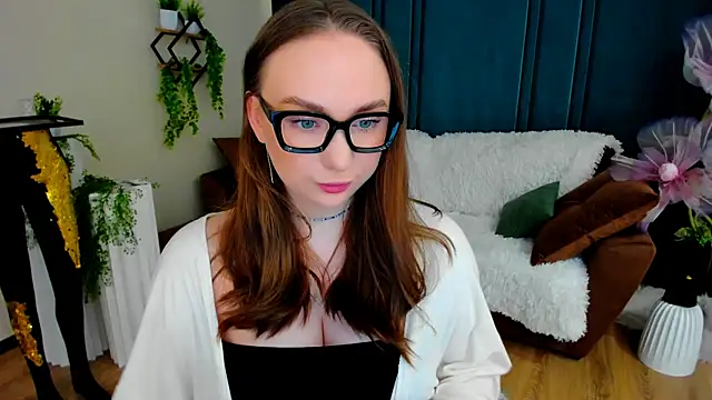 Chat XXX en directo de TrueReincarnation