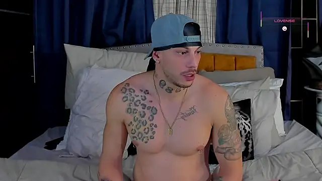 RickG_Oficial's Live XXX Chat