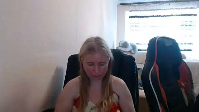 PeterAndJen Adlı Modelin Canlı XXX Sohbeti