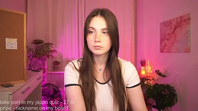 Chat +18 de BettyMarlowe ao vivo