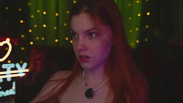 Katy__Ethereal Chat XXX in diretta