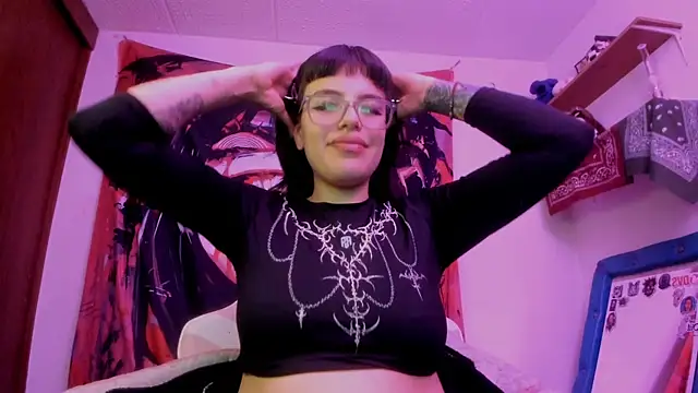 Chat +18 de Lucyfx666 ao vivo