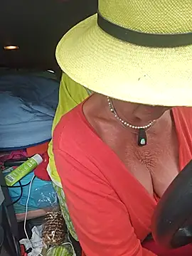 Czat XXX na żywo – Hot-Muci