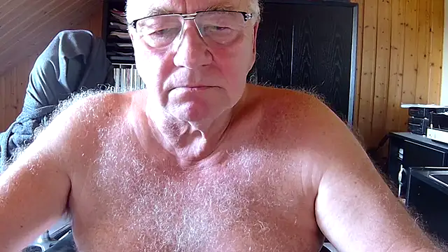 Онлайн чат XXX biggandybig