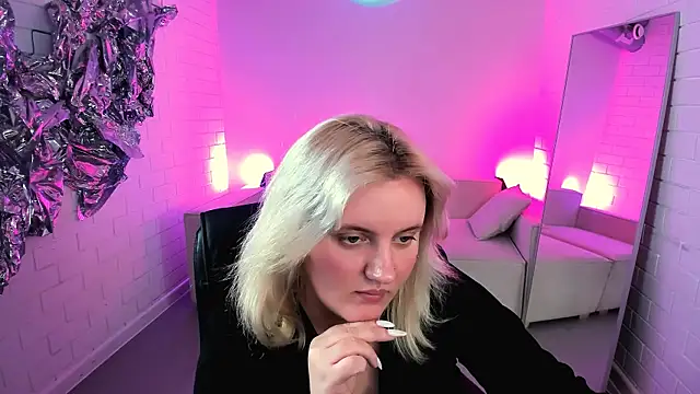 KathyBriggsn Live XXX chat