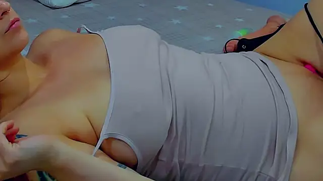 AlmaFancy live XXX chat