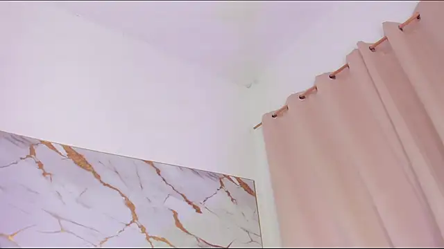 XXX chat uživo modela kaleb_violeta00