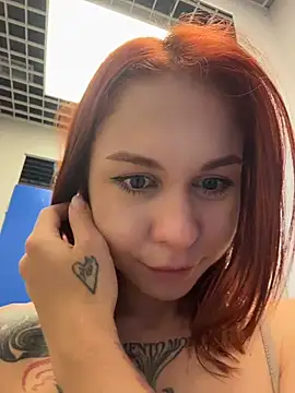 Chat +18 de RosieSecret ao vivo