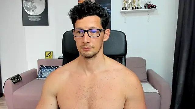 BrutusK08 Live XXX Chat