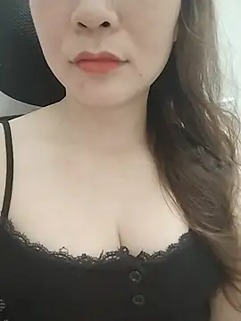 Cogai-nhutnhat Adlı Modelin Canlı XXX Sohbeti
