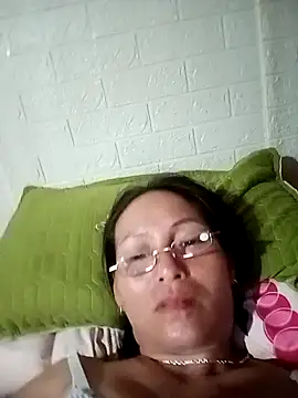 Živý XXX chat Cucci07